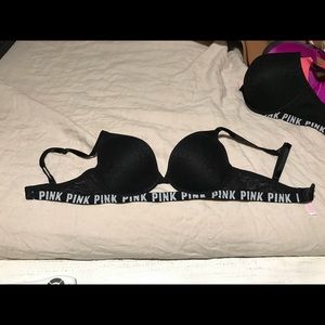 Black Victoria Secret bra !!